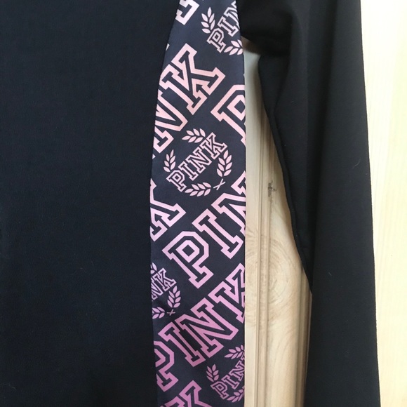🎀Victoria’s Secret Pink quarter zip sweater - Picture 2 of 4